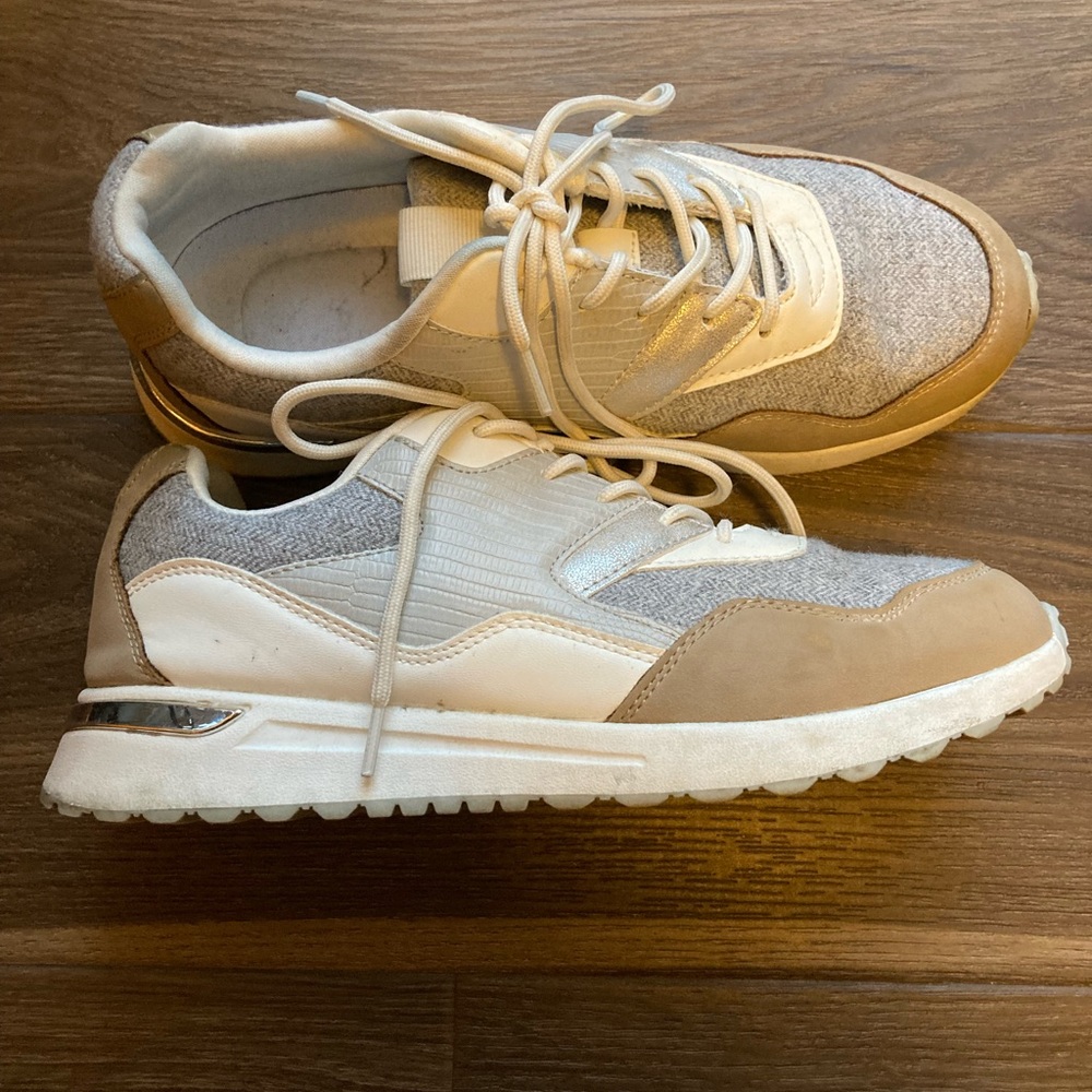 Lane Bryant Low Top Sneakers